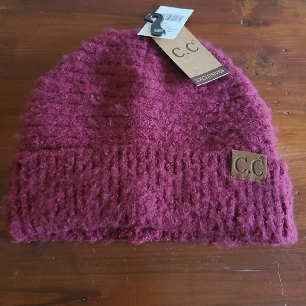 CC Exclusive Burgundy Beanie Hat New With Tags - Picture 5 of 5